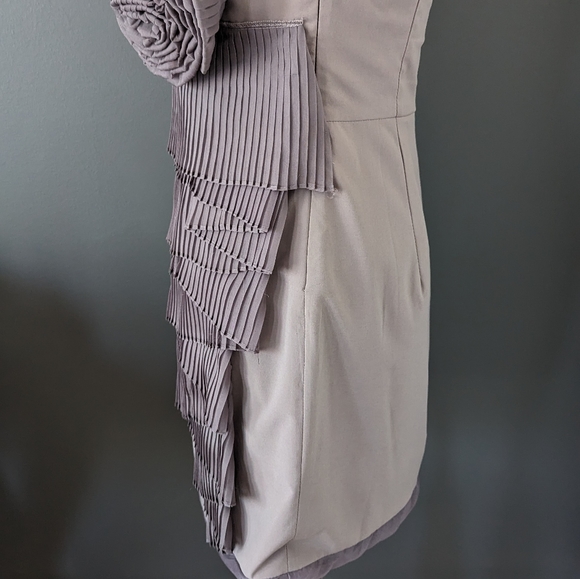 Mini - Picture 4 of 6